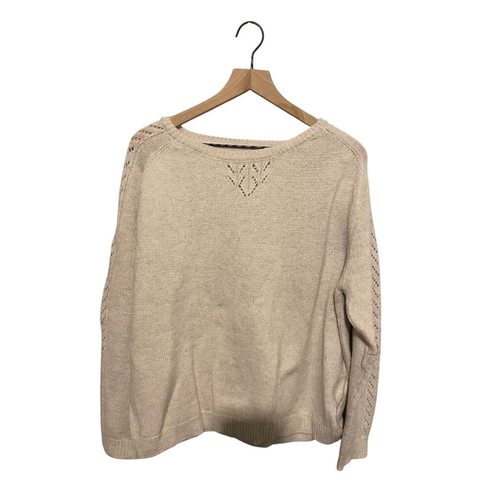 Women’s size XL off-white sweater 100% polyester